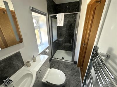 Ensuite Shower Room